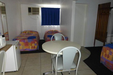 Motel Myall - Accommodation in Surfers Paradise 6
