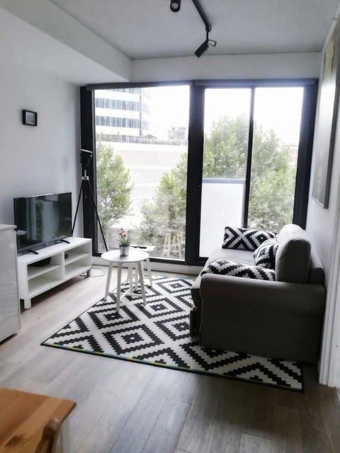 Carlson CBD Apartments - Accommodation in Surfers Paradise 3