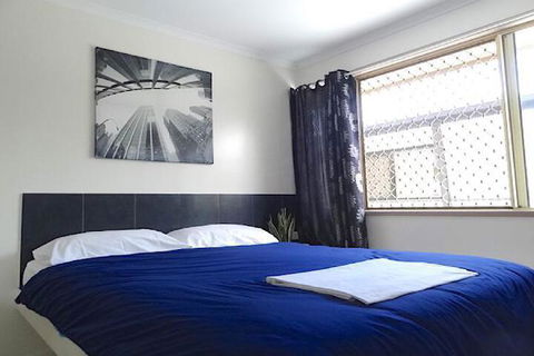Globetrotters International - Accommodation in Surfers Paradise 3