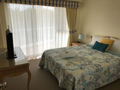 Fairways Golf & Beach Retreat - Accommodation in Surfers Paradise 6