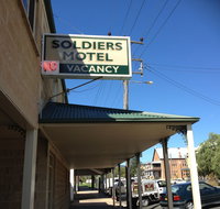 Soldiers Motel - Accommodation in Surfers Paradise