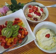Jacaranda Creek Farmstay  B  B - Accommodation in Surfers Paradise