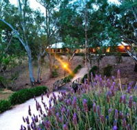 Battunga Cottages - Accommodation in Surfers Paradise