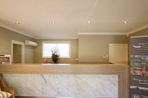 Potters Apartments - Accommodation in Surfers Paradise 5