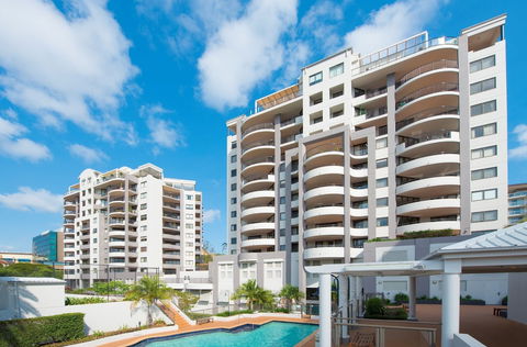 The Oasis Apartments - Accommodation in Surfers Paradise 0