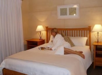 Big Brook Cottages - Accommodation in Surfers Paradise 2