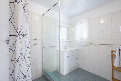 Albany Holiday Units - Accommodation in Surfers Paradise 5