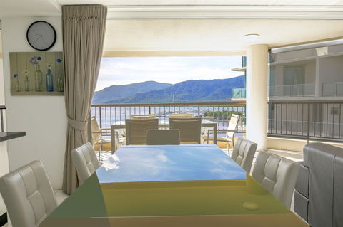 Cairns Aquarius - Accommodation in Surfers Paradise 5