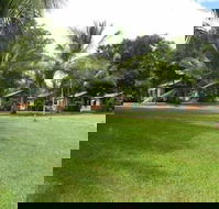 Ivanhoe Village Caravan Resort