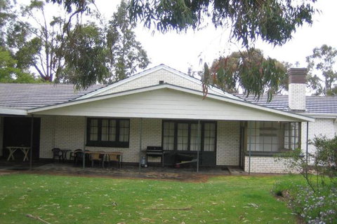 Pinkerton Hill Naracoorte - Accommodation in Surfers Paradise 4
