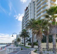 Beachside Port Melbourne - Accommodation in Surfers Paradise