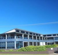 Lennox Holiday Apartments