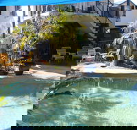 Salamander Beach Accommodation Adults Only