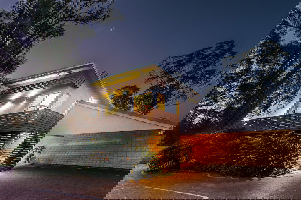 Reinscourt WA Accommodation in Surfers Paradise