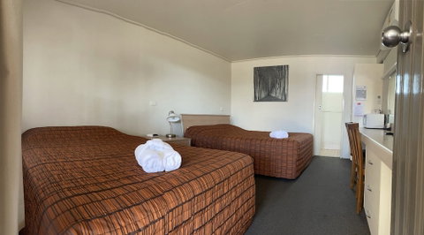 Rustyâ€™s Motel - Accommodation in Surfers Paradise 5