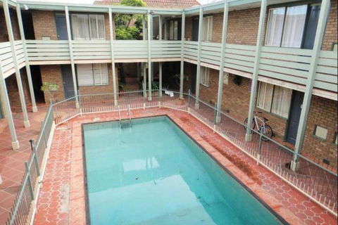 Stayinn Motel - Accommodation in Surfers Paradise 4