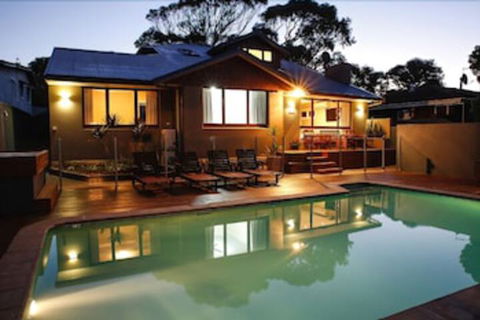 Waikiki Beach Bed & Breakfast - Accommodation in Surfers Paradise 2