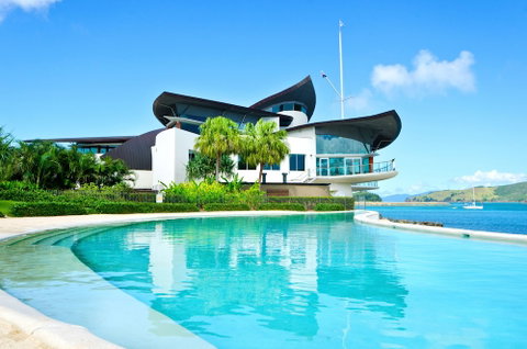 Yacht Club Villas - Accommodation in Surfers Paradise 2