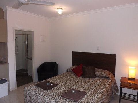 Derby Lodge - Accommodation in Surfers Paradise 5