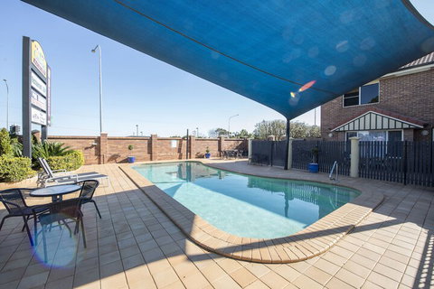 Cotswold Motor Inn - Accommodation in Surfers Paradise 3