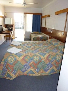 Innisfail City Motel - Accommodation in Surfers Paradise 1