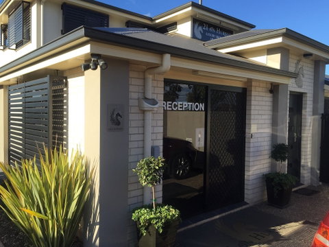 21 On Hursley Motel Apartments - Accommodation in Surfers Paradise 1
