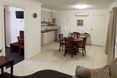 Motel Myall - Accommodation in Surfers Paradise 4