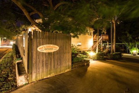 Auckland Hill Bed & Breakfast - Accommodation in Surfers Paradise 0