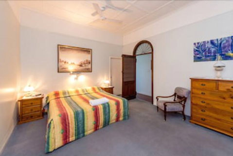 Auckland Hill Bed & Breakfast - Accommodation in Surfers Paradise 3