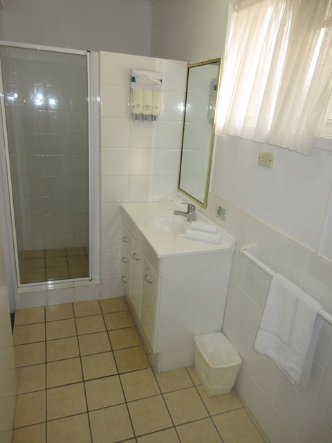 Riviera On Ruthven Motel - Accommodation in Surfers Paradise 4
