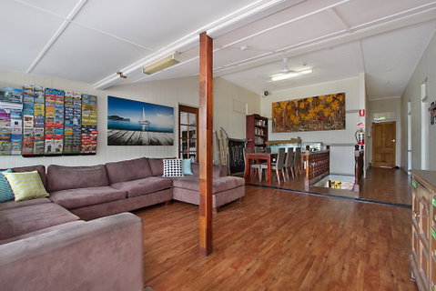 Gladstone Backpackers - Accommodation in Surfers Paradise 2