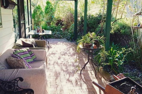 Treenbrook Cottages - Accommodation in Surfers Paradise 5