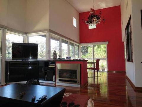 Silkwood Chalets - Accommodation in Surfers Paradise 5