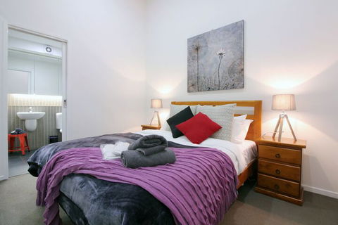Essence Of Degraves Rejuvenate Stays - Accommodation in Surfers Paradise 4