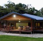 Coconut Beach House - Accommodation in Surfers Paradise