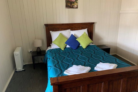 Exchange Hotel Toogoolawah - Accommodation in Surfers Paradise 6