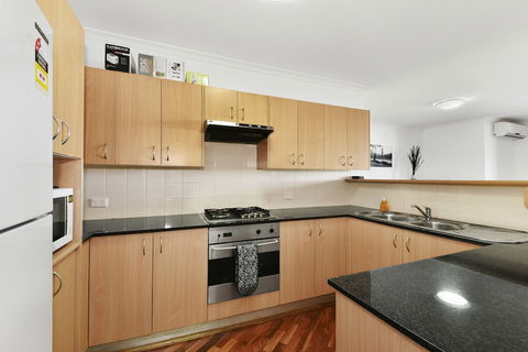 902 At The Plaza - Accommodation in Surfers Paradise 2