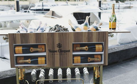 Manta Restaurant And Bar - Accommodation in Surfers Paradise 9