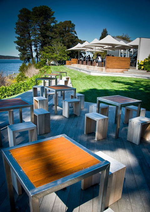Peppermint Bay - Bar, Dining And Terrace - Accommodation in Surfers Paradise 0