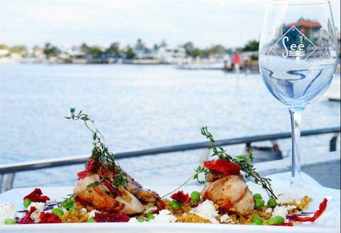 SEE Restaurant - Accommodation in Surfers Paradise 11