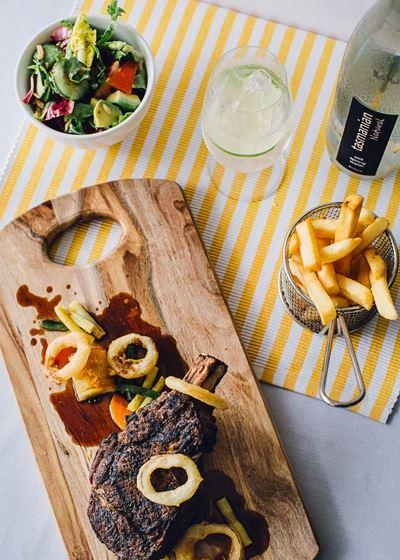 Shuck - Accommodation in Surfers Paradise 13