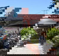 Perry Como Cafe Wine Bar - Accommodation in Surfers Paradise