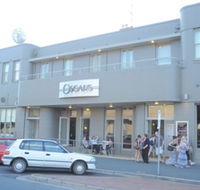 Oscar's Hotel and Cafe Bar - Accommodation in Surfers Paradise
