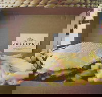 Jofflyn's Fish  Chips - Accommodation in Surfers Paradise