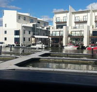 The Cove Hotel - Accommodation in Surfers Paradise