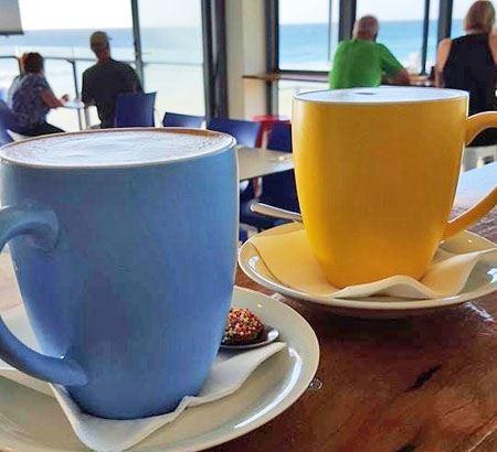 Lighthouse Beach Cafe - Accommodation in Surfers Paradise 1