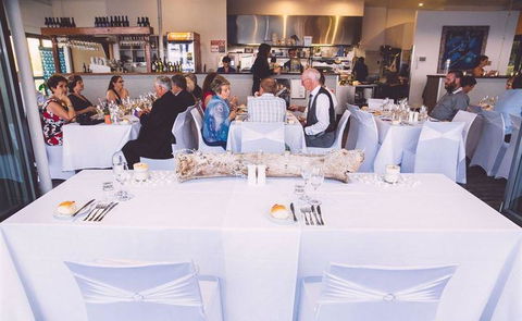 Lighthouse Beach Cafe - Accommodation in Surfers Paradise 8