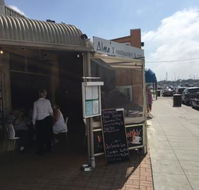 Alma's - Accommodation in Surfers Paradise