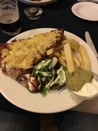 Powelltown ACT Accommodation in Surfers Paradise