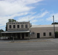 The Guildford Family Hotel - Accommodation in Surfers Paradise